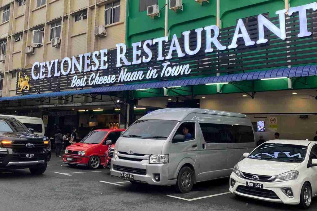 Paket Tour 7 H 6M Pontianak, Kuching Malaysia dan Brunei Darussalam