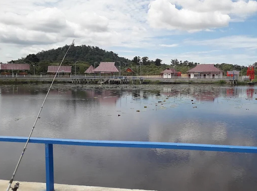 Danau Sarantangan di Singkawang